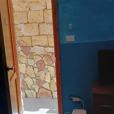 La Terrazza Sul Mare Doppia Vicino Aereoporto&mare Sicilian Sea Style * شينيسي